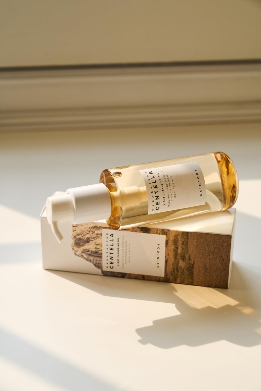 Skin1004 Madagascar Centella Light Cleansing Oil 200ml / 6.76oz